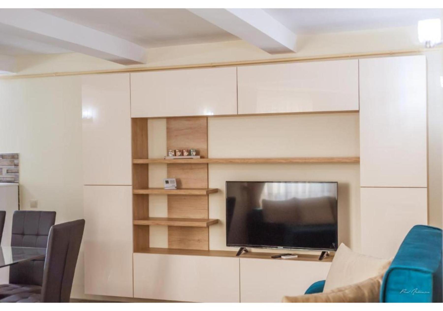 Luxury Apartment Piteşti Exterior foto