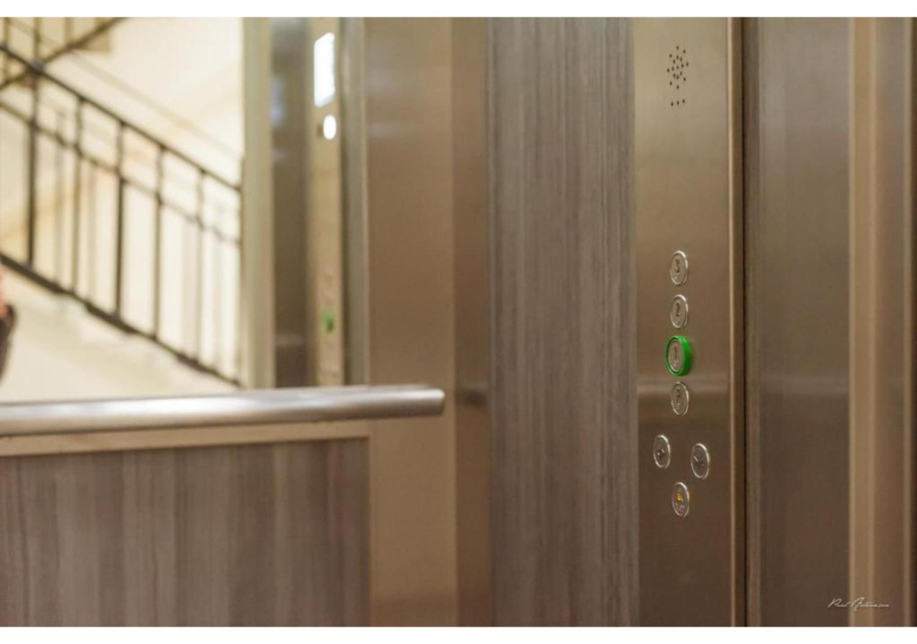 Luxury Apartment Piteşti Exterior foto